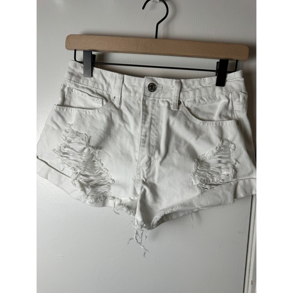 Forever 21 distressed‎ white cut off denim shorts - Picture 1 of 4